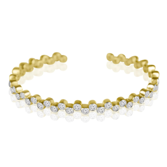 Debate 0.05 Pointer Lab Diamond Bracelet